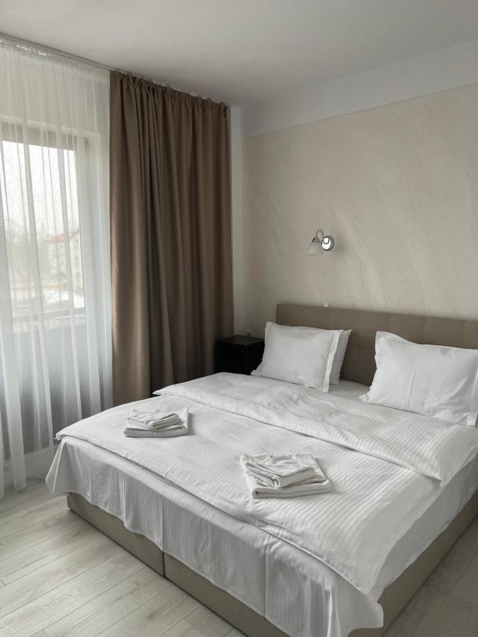 Hotel Mara Brăila Екстериор снимка